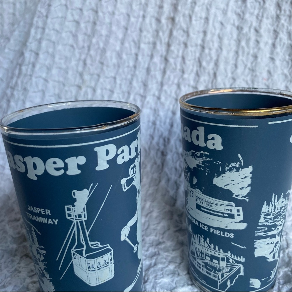 Vintage‎ Barware glasses Jasper Park Alberta Canada souvenir tumblers - Picture 4 of 8